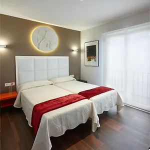 https://apartamentos-caballerizas-6.es-andalucia.com