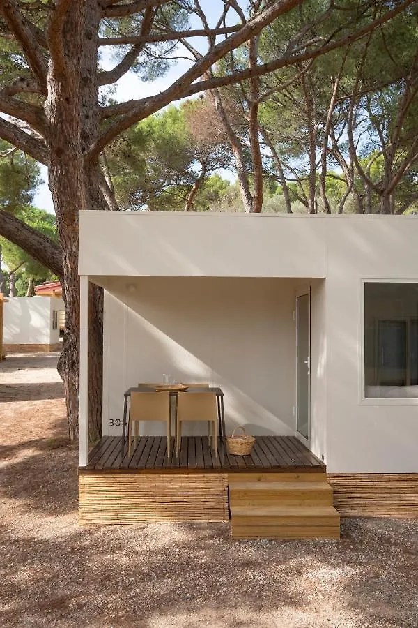Wecamp Cala Montgo Hotel L'Escala 2*,